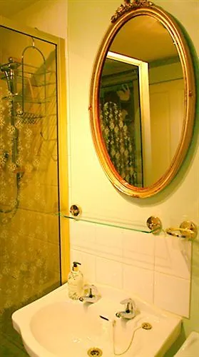 ****  Victorian Townhouse Bed & Breakfast Edinburgh United Kingdom